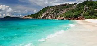 Unlike any other: the beach on Grande Soeur (photo: Lionel Baizeau)