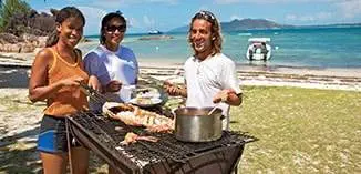 Always a favourite - Curieuse beach BBQ (photo: Reisse Photo)